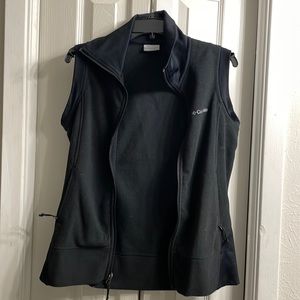 Black Columbia fleece vest